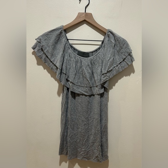 Sunday in Brooklyn Tops - Sunday in Brooklyn Grey Layered Ruffle Off the Shoulder Knit Top - Women’s Small
